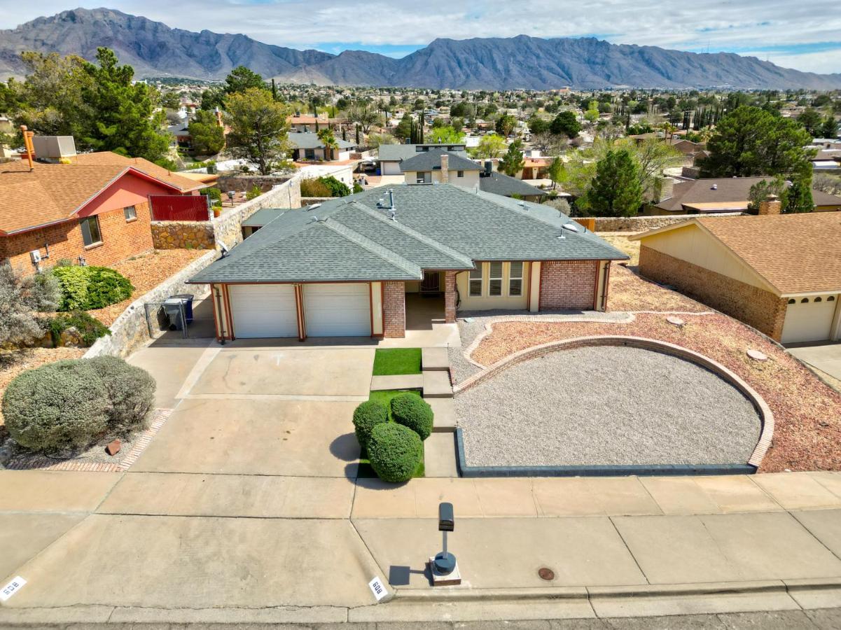 Home With Mountain View/Pool/Tub El Paso Exteriör bild