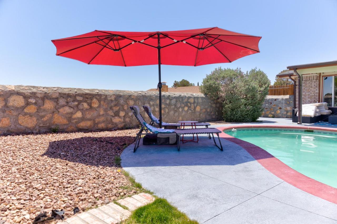 Home With Mountain View/Pool/Tub El Paso Exteriör bild